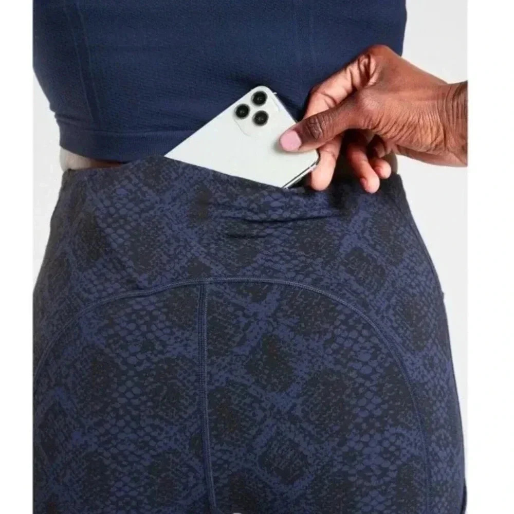 Athleta Ultimate 7/8 Tight Snake Print Blue Size XS - Picture 4 of 10